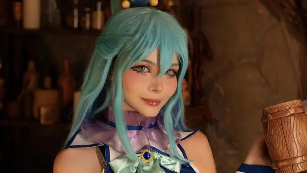 KonoSuba: Esta cosplayer de Aqua te fascinará — Kudasai