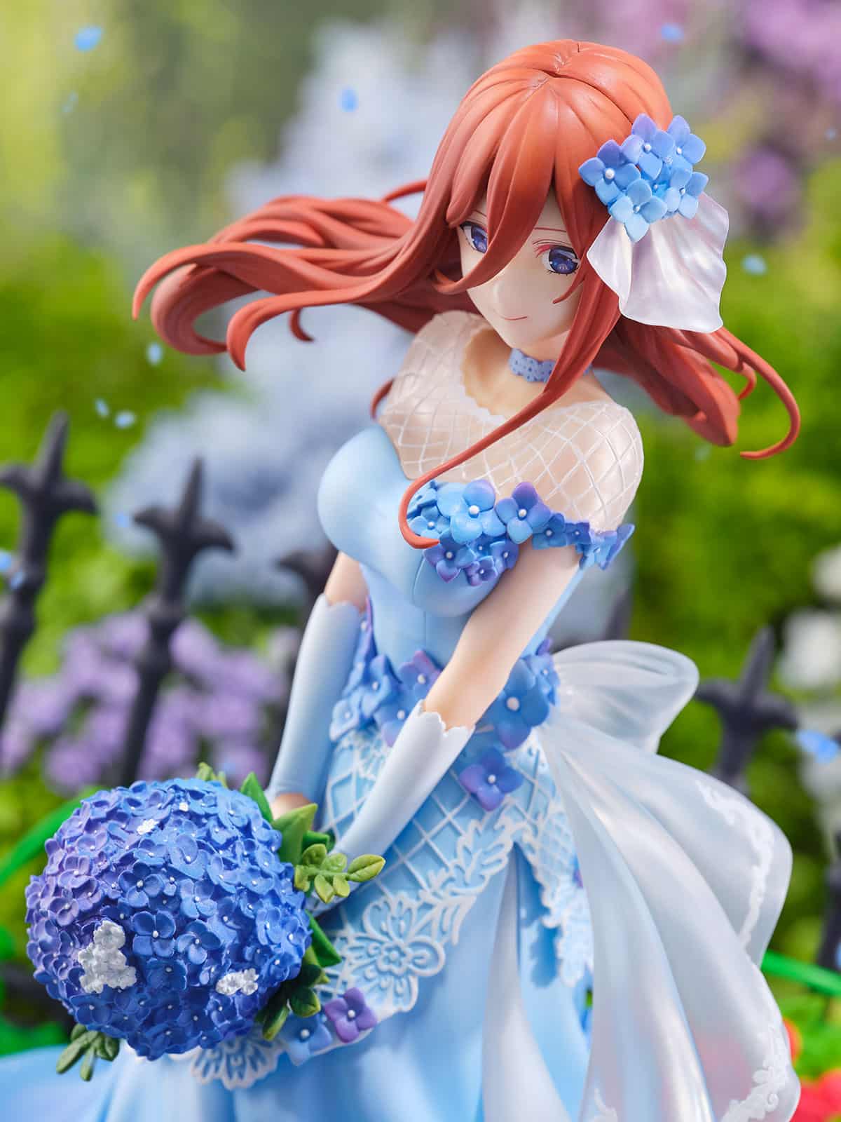 The Quintessential Quintuplets Miku Nakano Deslumbra Con Un Hermoso Vestido Flora