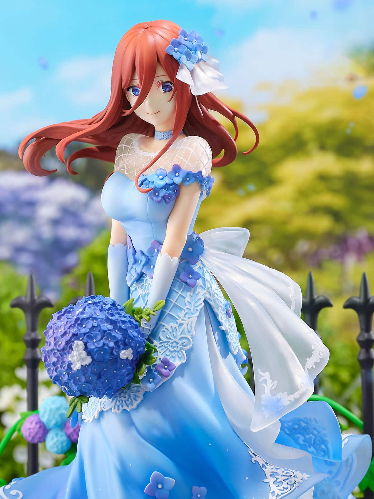 The Quintessential Quintuplets Miku Nakano Deslumbra Con Un Hermoso Vestido Flora