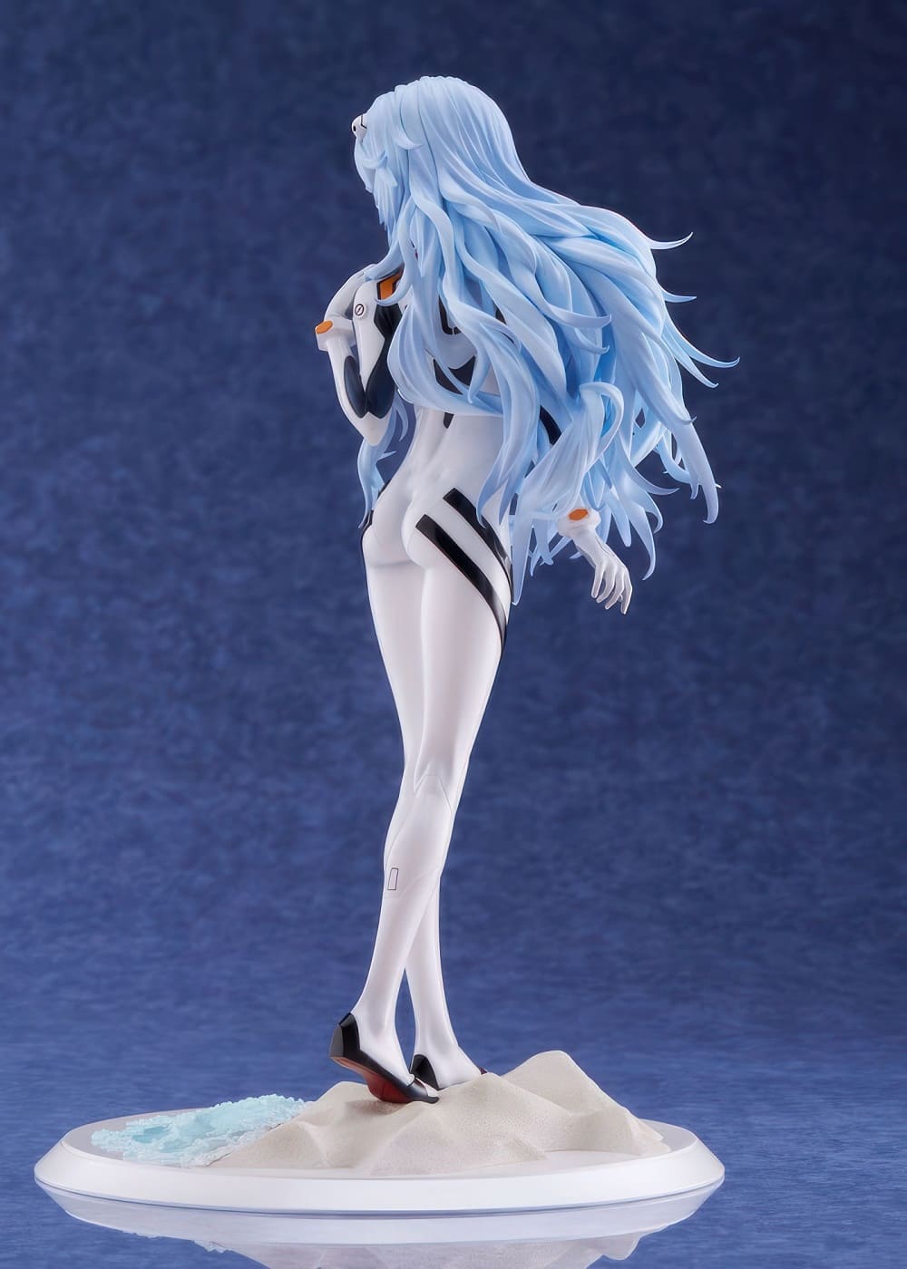 Rei-Ayanami-Evangelion-Nueva-Figura-3