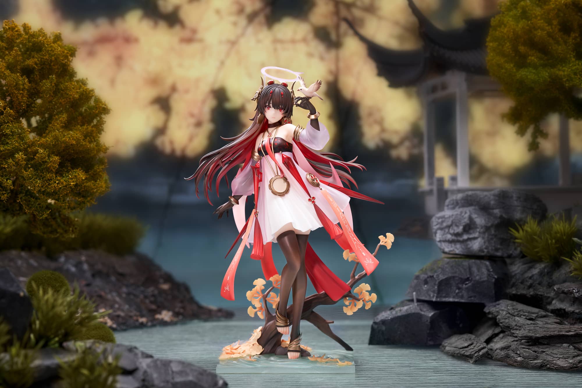 Lucia De Punishing: Gray Raven Llega En Forma De Una Asombrosa Figura