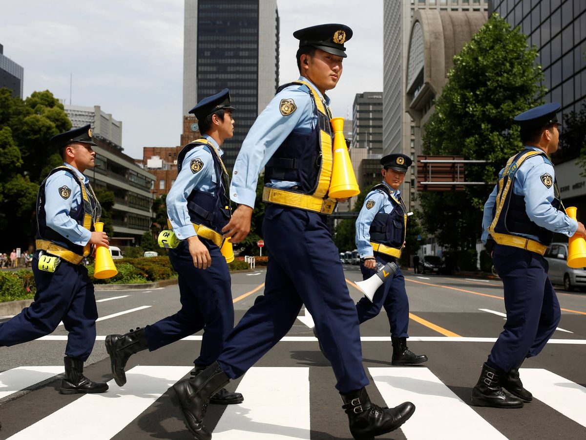 Policia Japones Circulacion