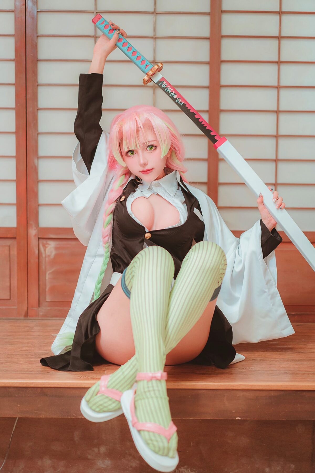 Mitsuri Kanroji Cosplay