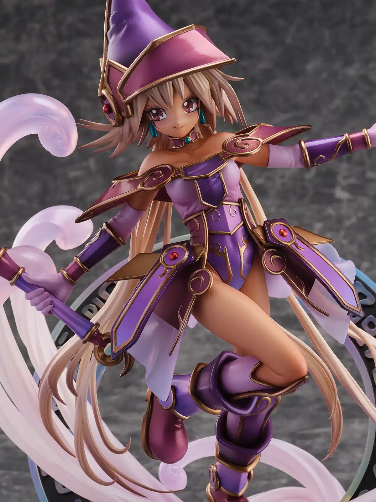 Yu-Gi-Oh Maga De La Ilusión Aprendíz Figura 04