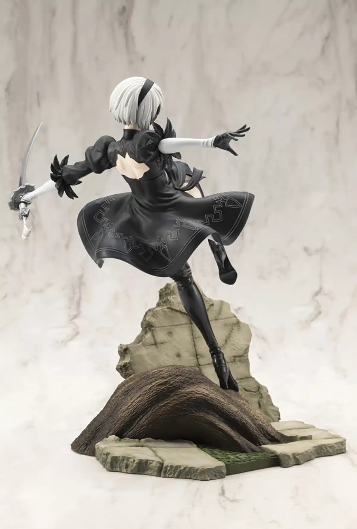 2B De Nier: Automata Es Recreada En Una De Las Mejores Figuras Del Anime