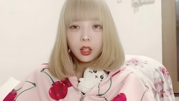 La estafadora japonesa viral Riri-chan revela su vida en la cárcel y divide a las redes